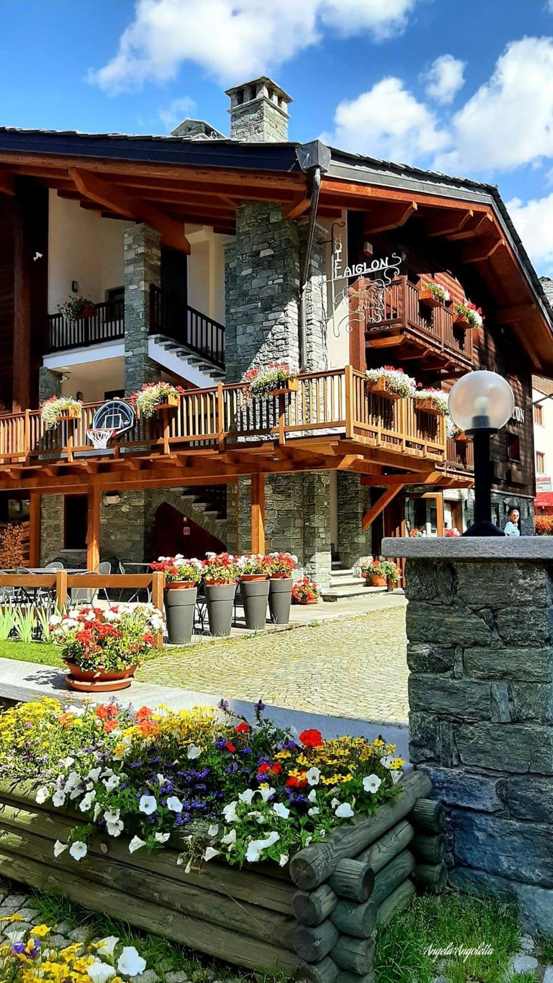 Hotel L' Aiglon Champoluc Exterior photo